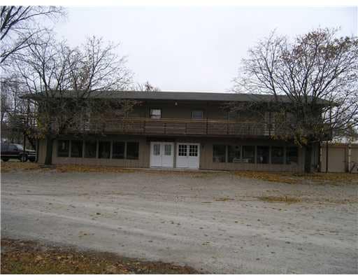 Primary Photo Of 520 Franklin St, Center Point Industrial For Sale