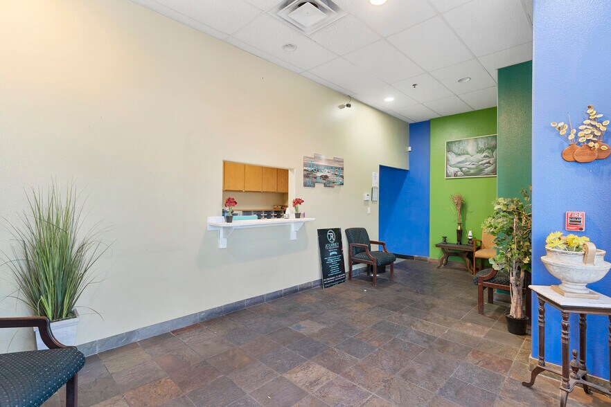 More Photos Of 3672-3674 N Rancho Dr, Las Vegas Medical For Sale