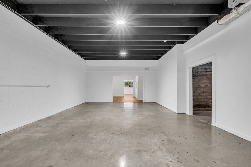 More Photos Of 110 Willow Rd, Starkville Light Distribution For Sale