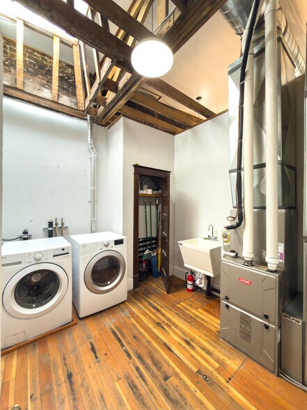 More Photos Of 182 S Main St, Helper General Retail For Sale