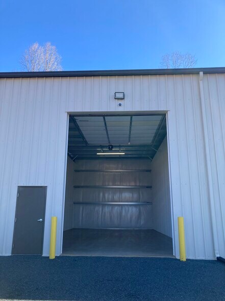 More Photos Of 1119 Cottonwood Rd, Lynchburg Warehouse For Lease