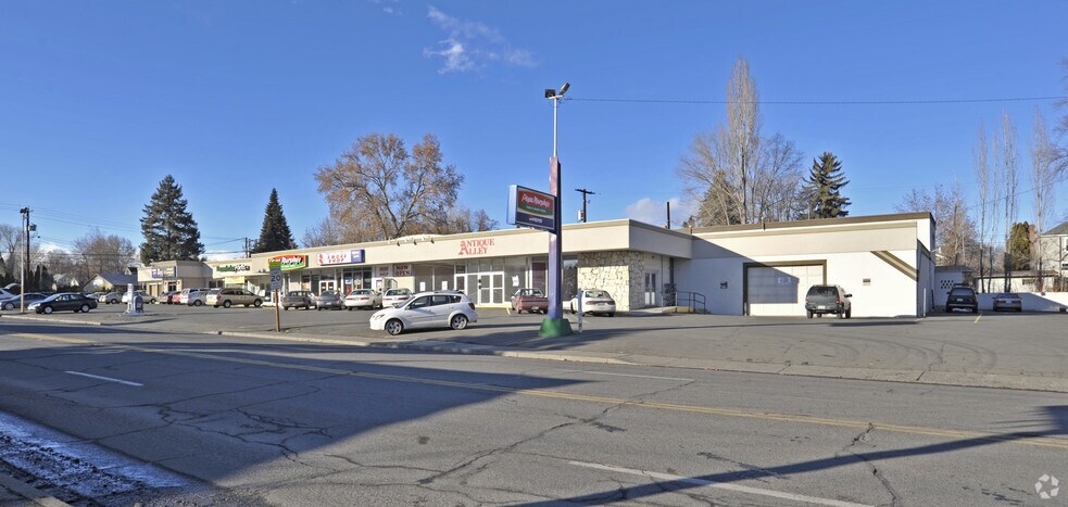 Primary Photo Of 1515-1527 Summitview Ave, Yakima Storefront Retail Office For Lease