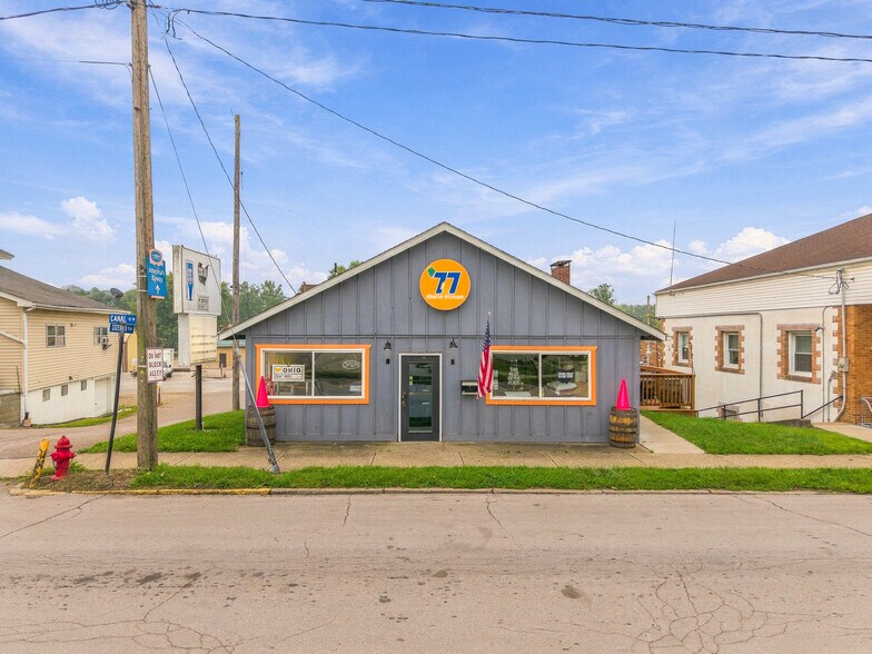 More Photos Of 21 W Canal St, Navarre Restaurant For Sale