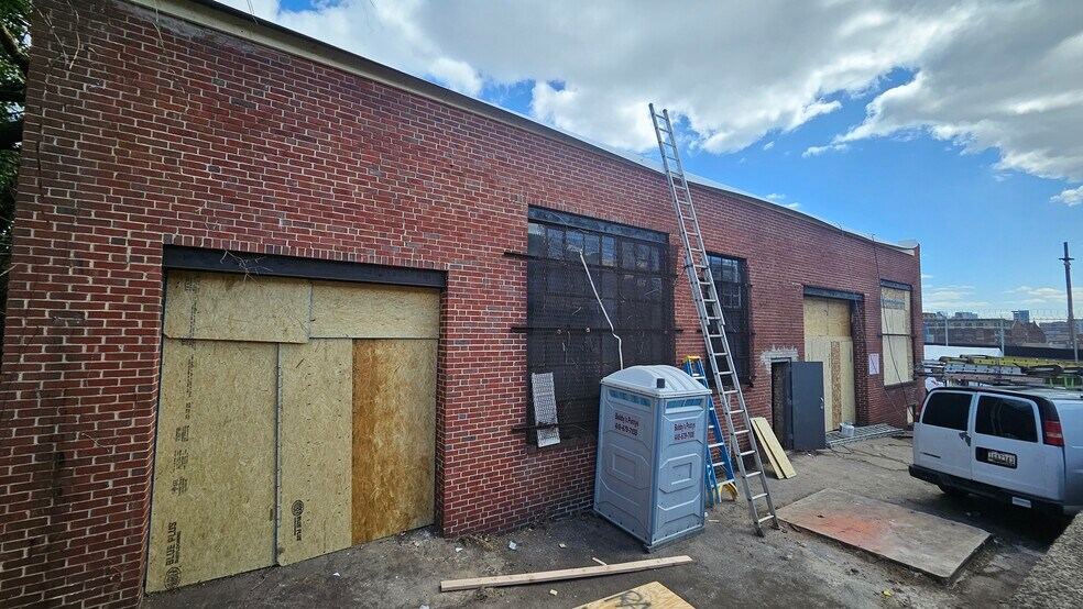 More Photos Of 408 E Eager St, Baltimore Industrial For Lease