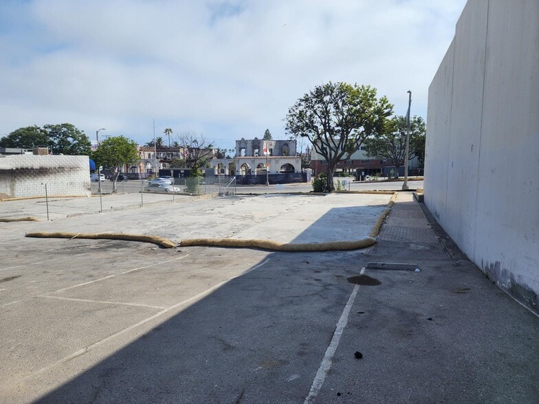 More Photos Of 15333-15335 W Sunset Blvd, Pacific Palisades Land For Sale