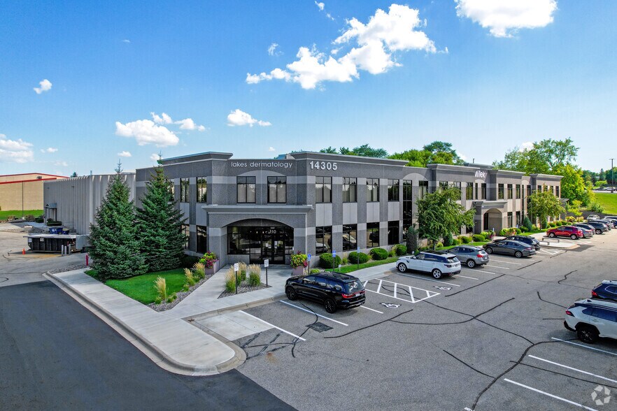 More Photos Of 14305 Southcross Dr, Burnsville Research And Development For Lease