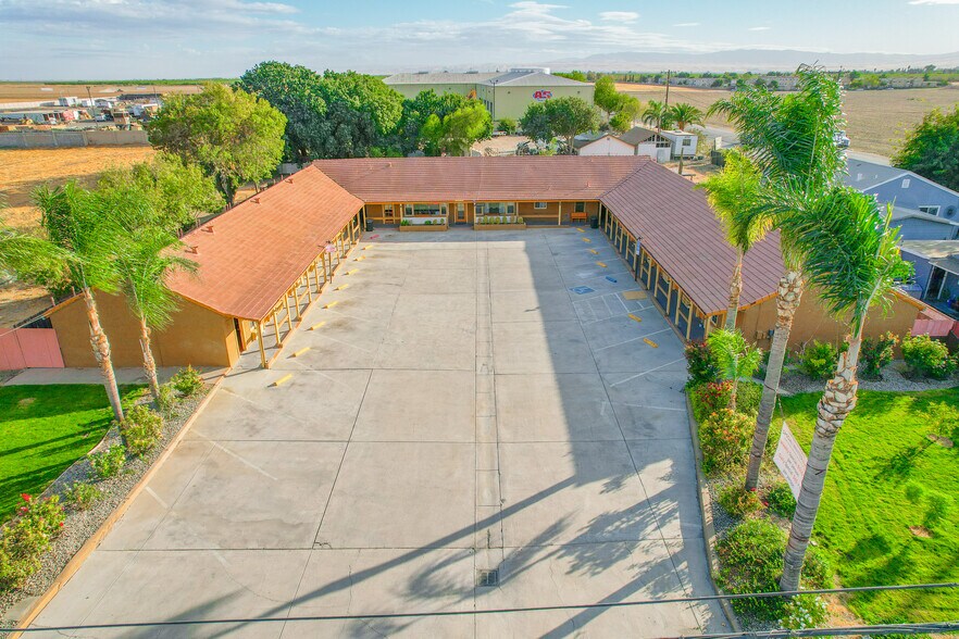 More Photos Of 2509 E Pacheco Blvd, Los Banos Hotel For Sale