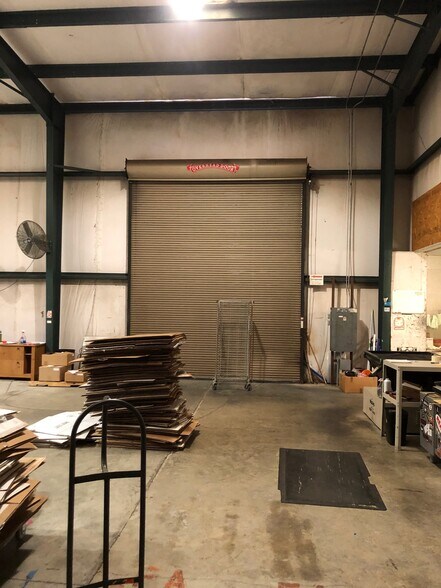 More Photos Of 302 Alabama St, Auburn Flex For Lease