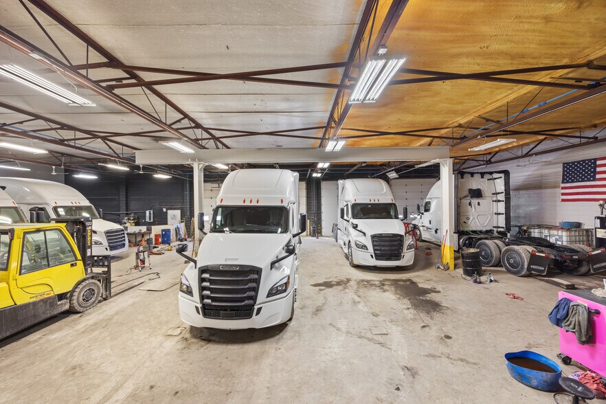 More Photos Of 406 N Union St, Dwight Truck Terminal For Sale