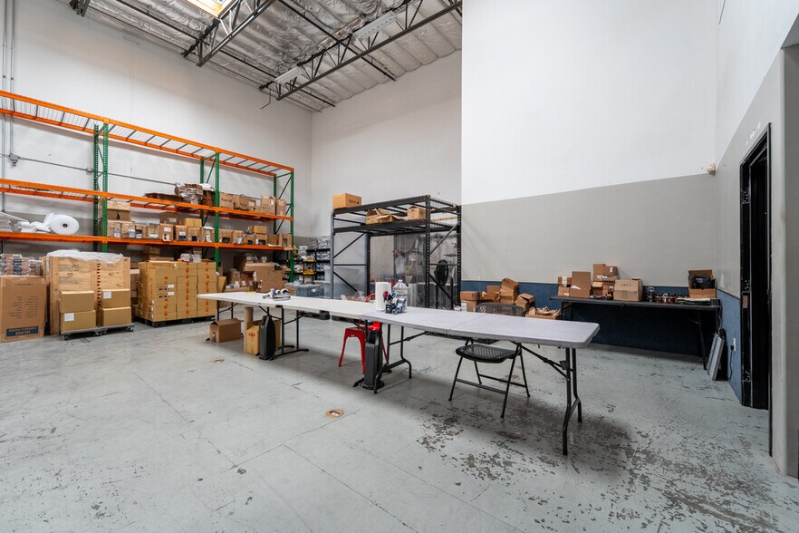 More Photos Of 2575 Fortune Way, Vista Warehouse For Lease