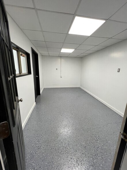 More Photos Of 608 State Route 380, Murrysville Warehouse For Lease