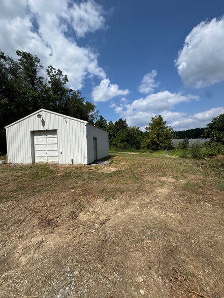 More Photos Of 2898 Washington Rd, McMurray Self Storage For Lease
