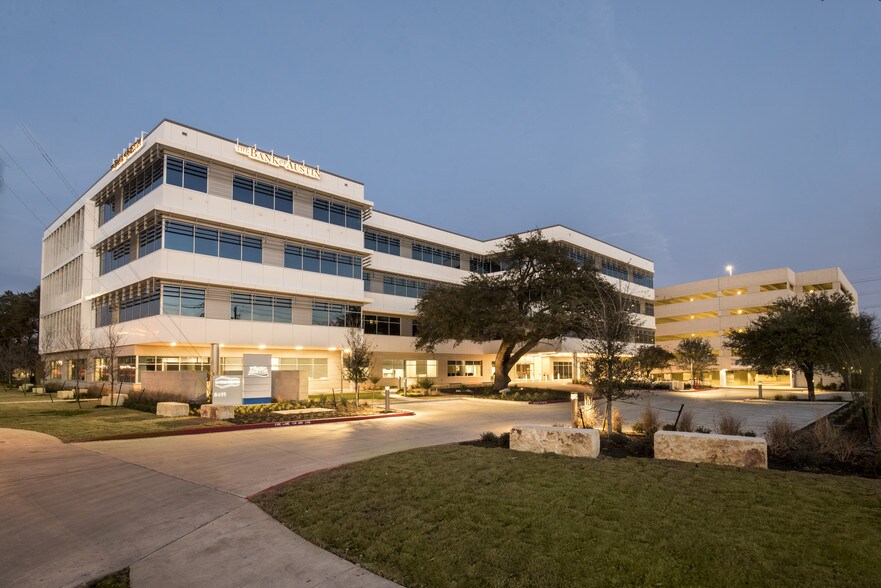 More Photos Of 8611 N Mo Pac Expy, Austin Medical For Lease