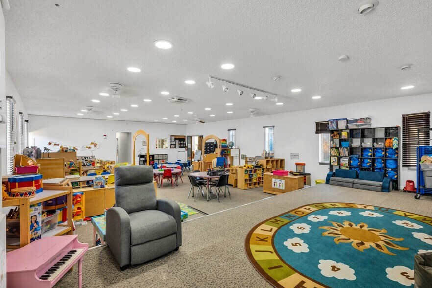 More Photos Of 505 Del Rey Ave, Canon City Schools For Sale