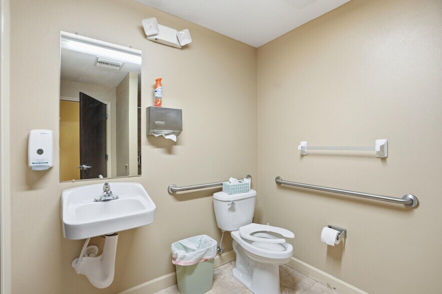 More Photos Of 15010 Cortez Blvd, Brooksville Land For Sale