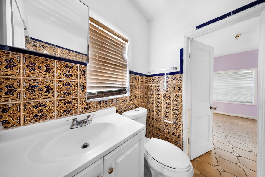 More Photos Of 2728 Sw 3rd St, Miami Multifamily For Sale