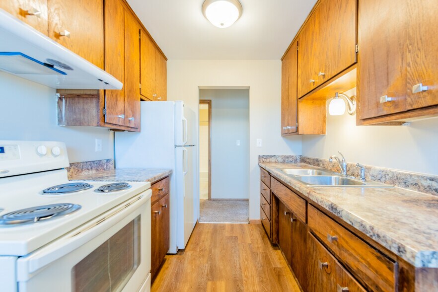 More Photos Of 458 English St, Saint Paul Apartments For Sale