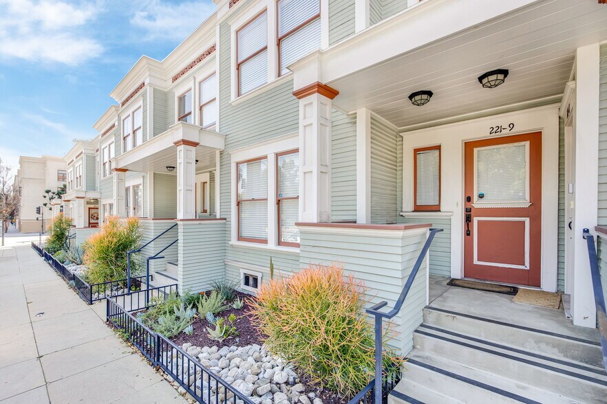 More Photos Of 221 Raymond Ave, Pasadena Apartments For Sale