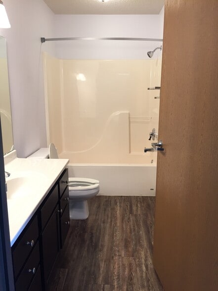 More Photos Of 3502 Interstate Blvd, Fargo Apartments For Sale