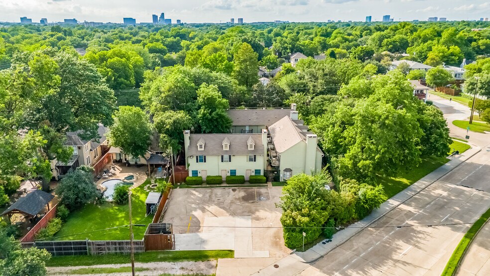 More Photos Of , Dallas Multifamily For Sale