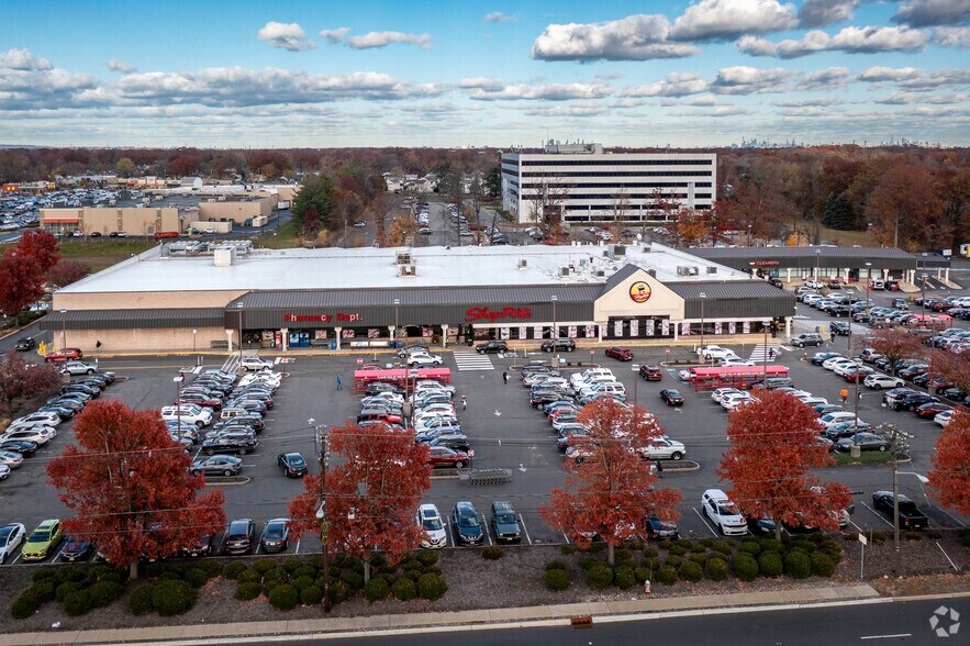 More Photos Of 70-76 Central Ave, Clark Supermarket For Lease