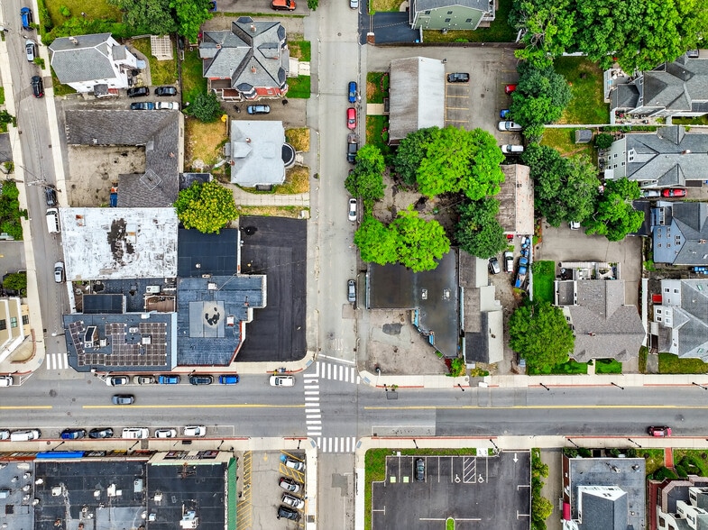 More Photos Of 614 Moody St, Waltham Auto Repair For Sale