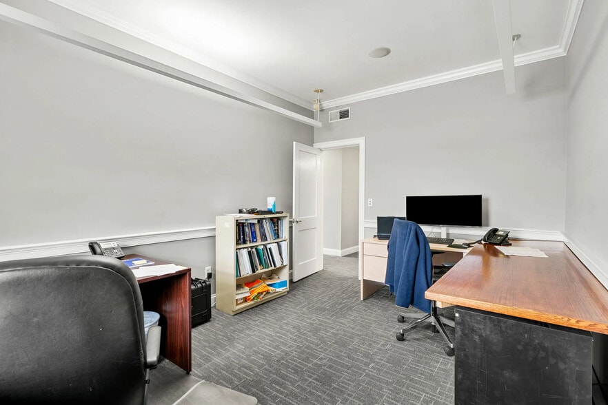 More Photos Of 348 N Main St, Andover Apartments For Sale