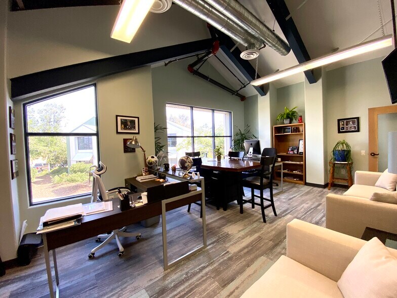 More Photos Of 615 Clarion Ct, San Luis Obispo Warehouse For Sale