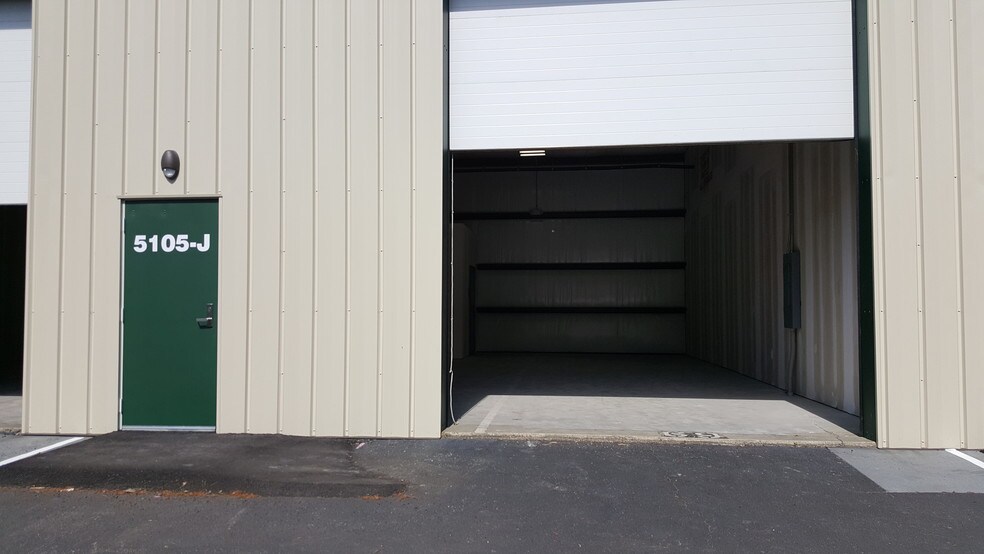 More Photos Of 5103 Unicon Dr, Wake Forest Industrial For Lease