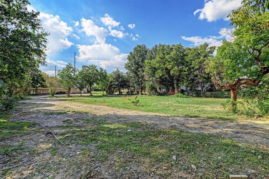 More Photos Of 224 W 8th St, Houston Land For Sale