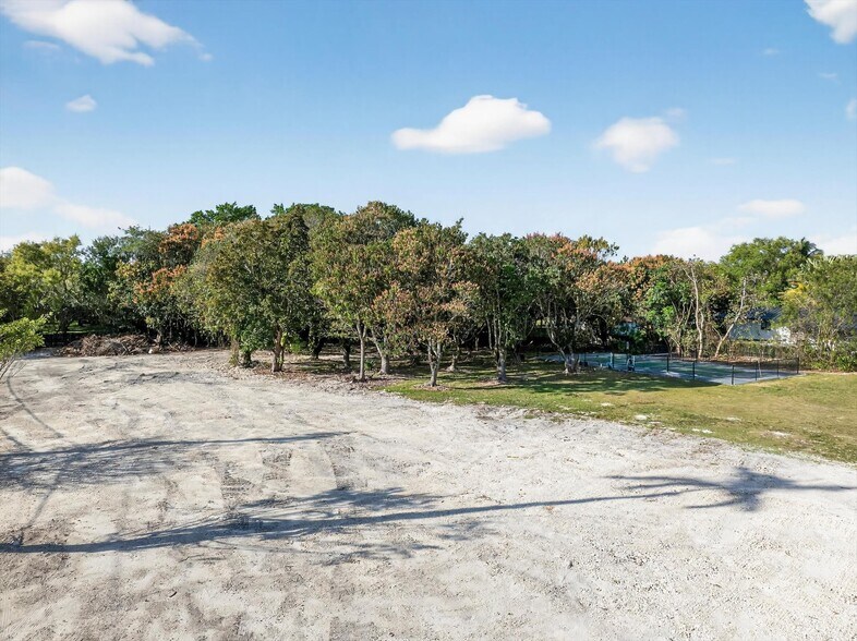 More Photos Of 9202 84th ave, Miami Land For Sale