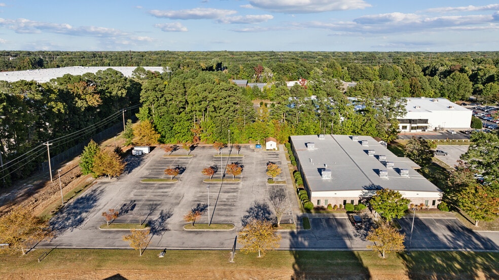 More Photos Of 805 City Center Blvd, Newport News Research And Development For Sale