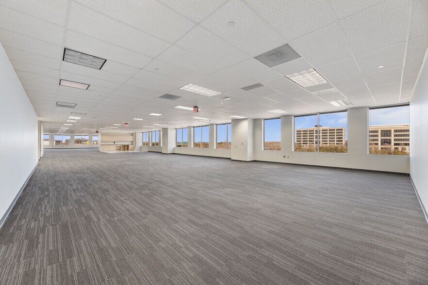 More Photos Of 6225 N State Highway 161, Irving Office For Lease