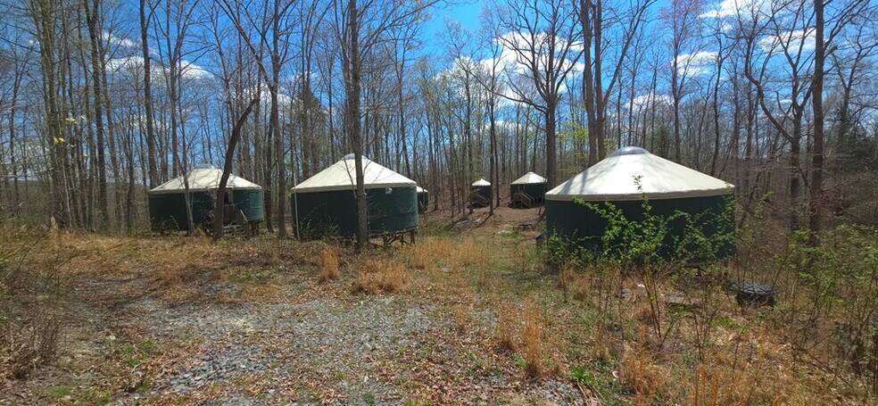 More Photos Of 158 Academy Lane Dr, Pence Springs Hotel For Sale