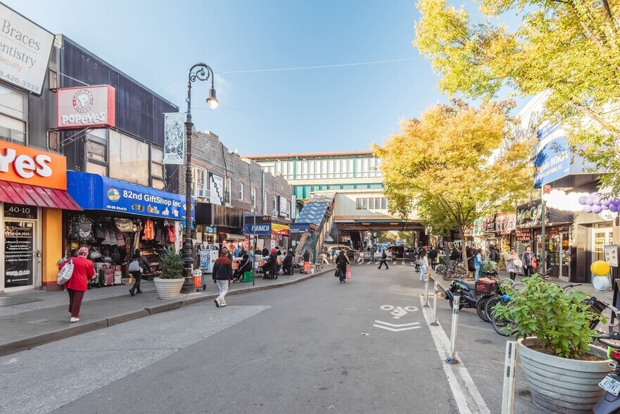 More Photos Of 4014 83rd St, Elmhurst Apartments For Lease