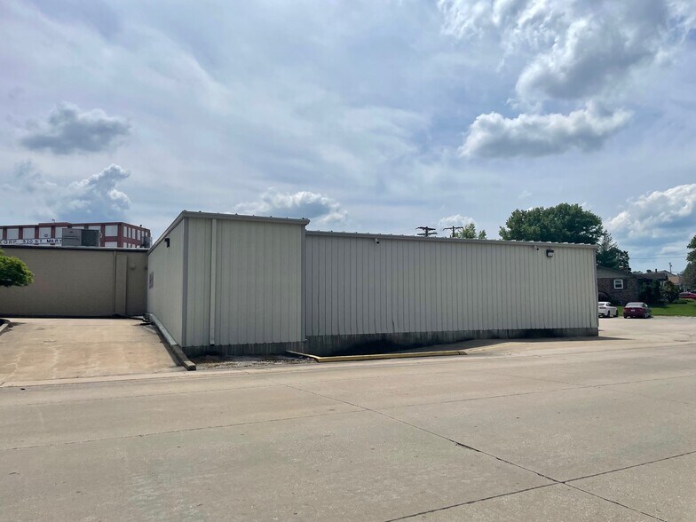 More Photos Of 628 Old Saint Marys Rd, Perryville Storefront For Lease