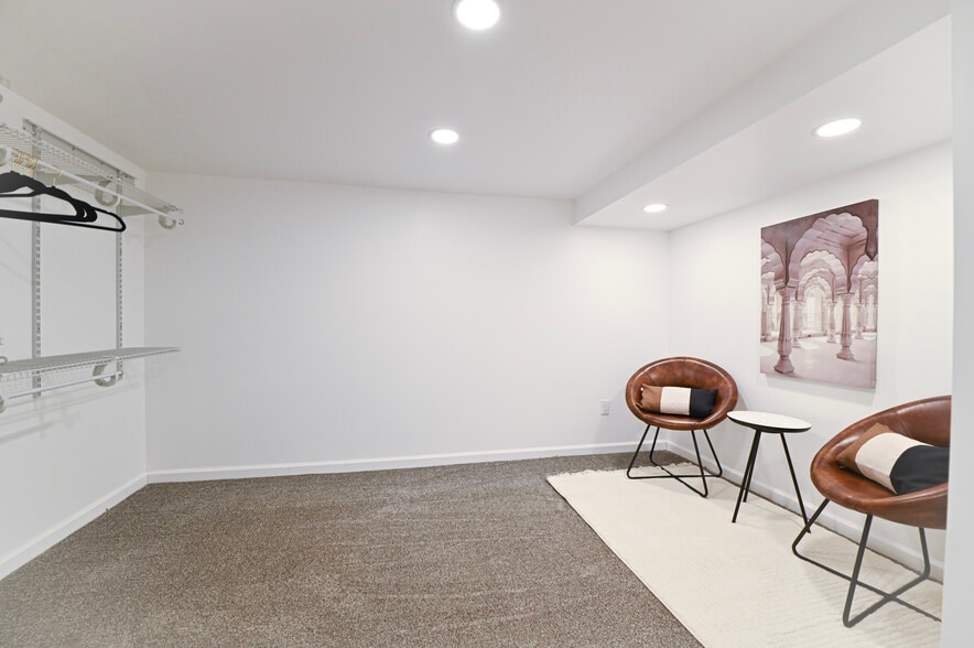 More Photos Of 5519 Northwest Radial Hwy, Omaha Medical For Sale