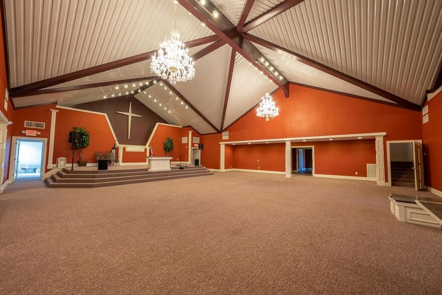 More Photos Of 12307 Highway 6, Iredell Religious Facility For Sale