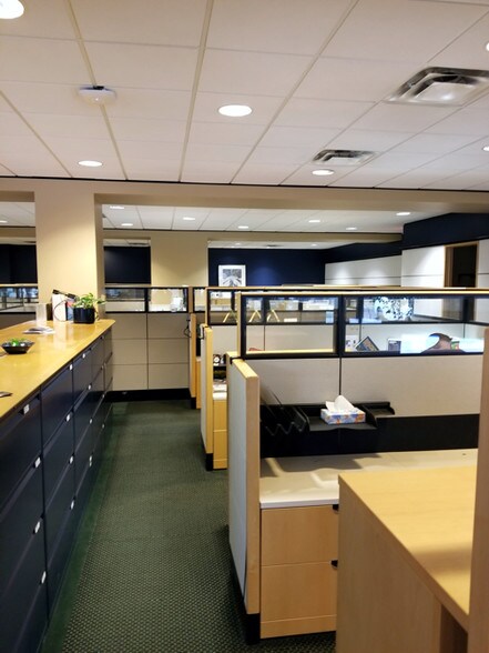 More Photos Of 111 2 Ave S, Saskatoon Office For Lease