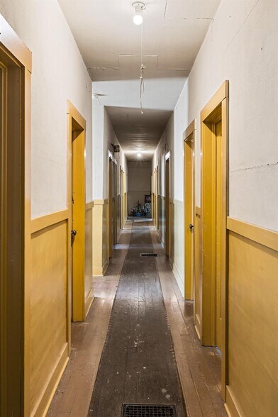 More Photos Of 535 Mill St, Grass Valley Restaurant For Sale