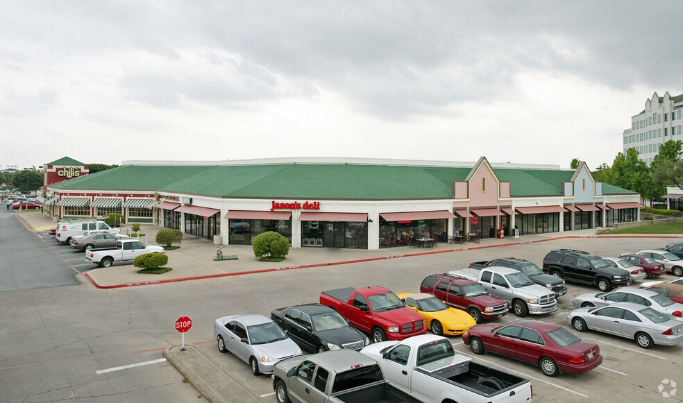 More Photos Of 2200-2404 Airport Fwy, Bedford Freestanding For Lease