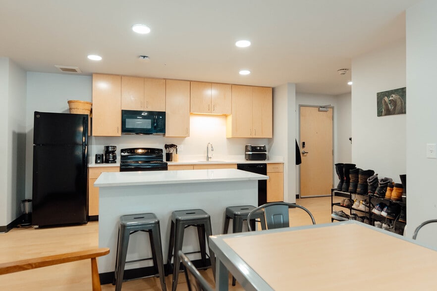 More Photos Of 408 Fairview St, Houghton Apartments For Sale