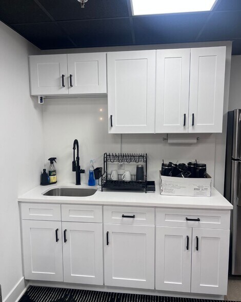 More Photos Of 160-164 N 2nd St, Philadelphia Apartments For Lease