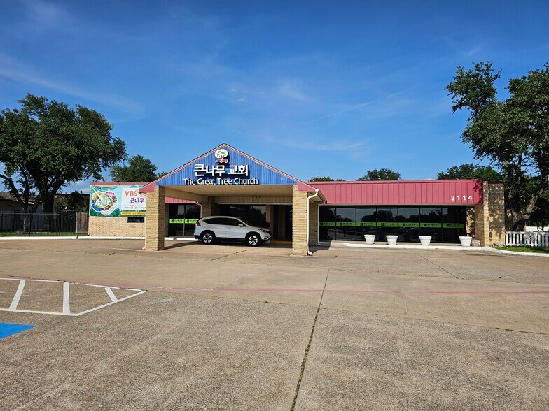 More Photos Of 3114 Old Denton Rd, Carrollton Specialty For Sale