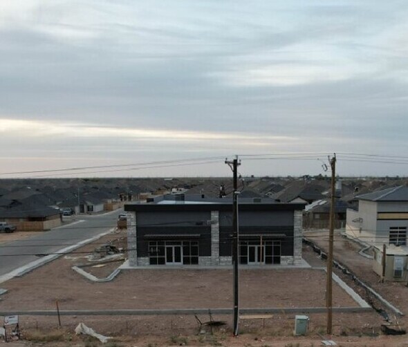 Primary Photo Of 1801 E 87th St, Odessa General Retail For Lease