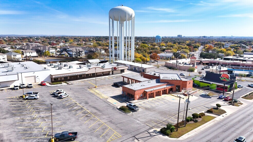 More Photos Of 2325-2399 NW Military Hwy, San Antonio Unknown For Lease