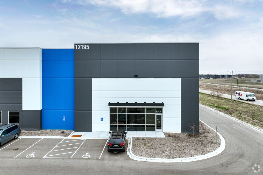 More Photos Of 12195 N Brockton Ln, Maple Grove Industrial For Sale