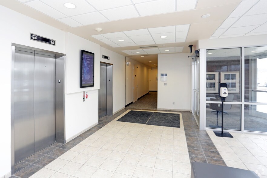 More Photos Of 500 SW 7th St, Des Moines Office For Lease