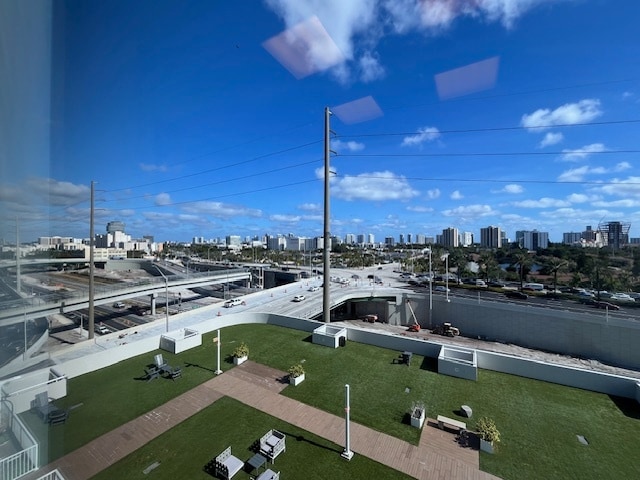 More Photos Of 20200 W dixie Hwy, Aventura Medical For Lease