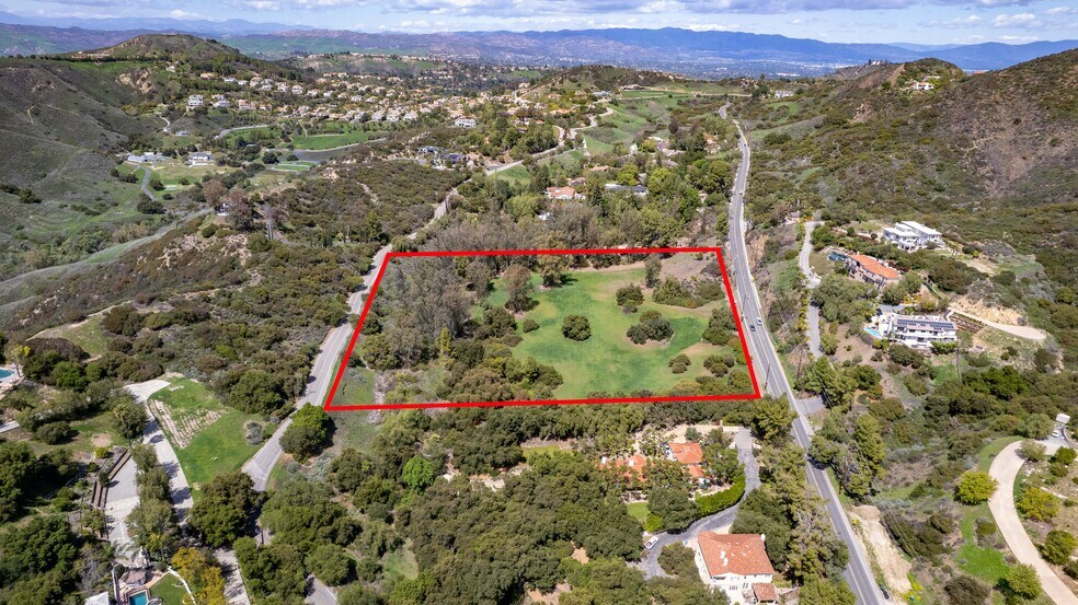 More Photos Of 24415 Mulholland Hwy, Calabasas Land For Sale